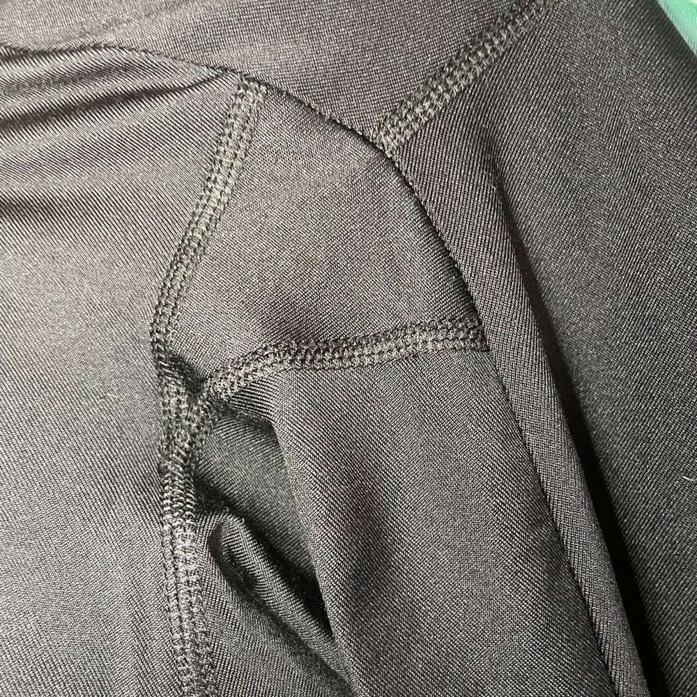 Lularoe Jade Athletic Capris - Picture 5 of 10